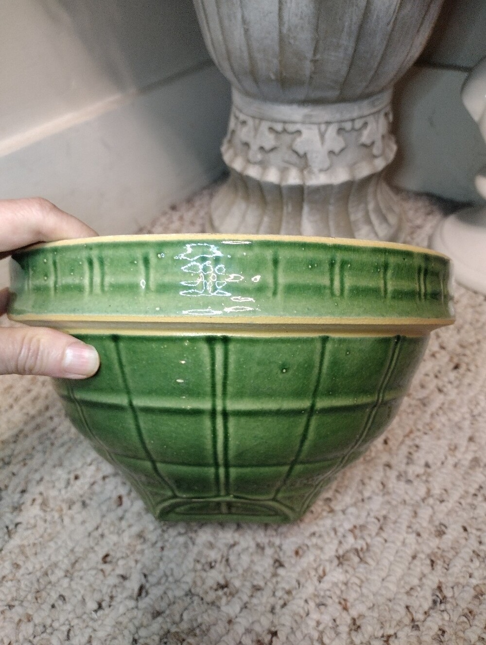 Vintage 1930's McCoy Yelloware Window Pane Patterned Mixing Bowl - Picture 4 of 9